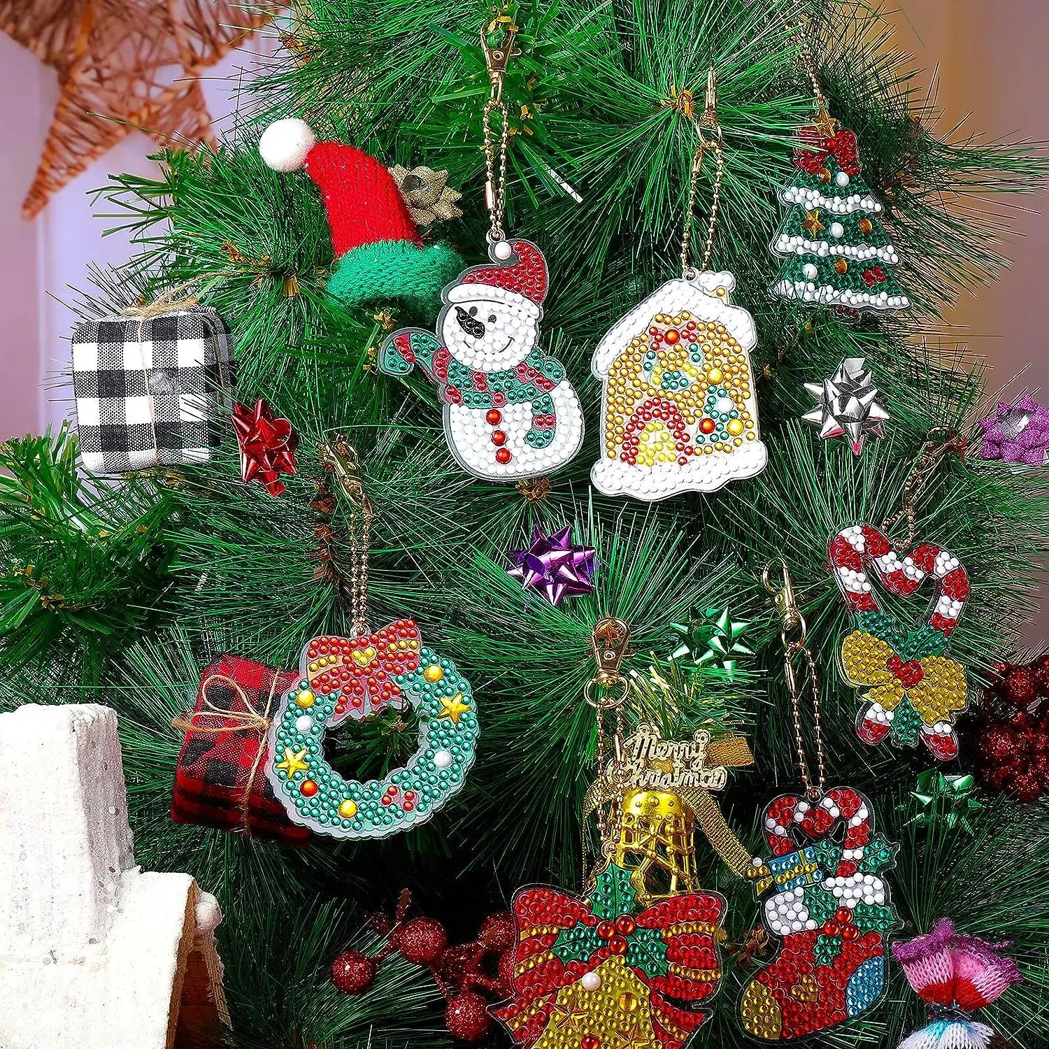 Christmas Tree Diamond Painting Kit - DIY Acrylic Hanging Ornament For Home Decor